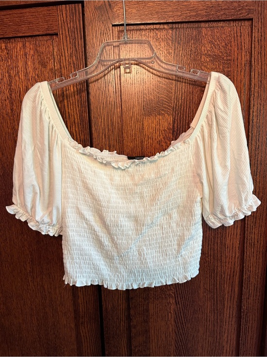 Forever 21 Tops - Forever 21 White Smocked Puff Sleeve Crop Top